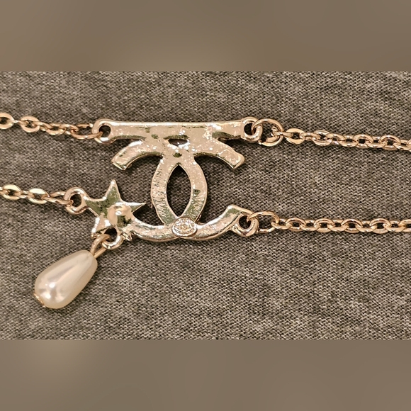 CHANEL Silver Crystal Pearl Bracelet - Picture 3 of 5